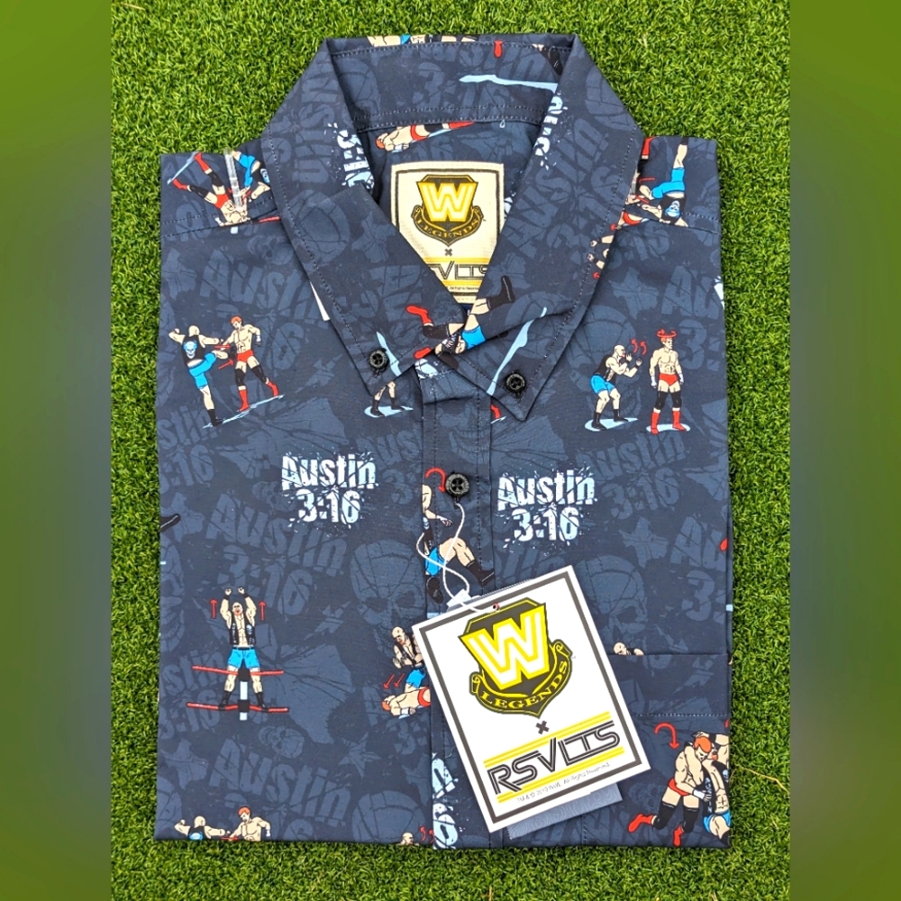 ROOSEVELTS WWE NWT MENS Stone Cold Steve Austin SMALL SS‎ BUTTON UP MSRP$65